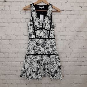 New Parker Yonkers Dress Floral Fit and Flare Black White Small